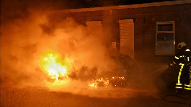 De auto ging verloren. (Foto: Toby de Kort/De Kort Media).