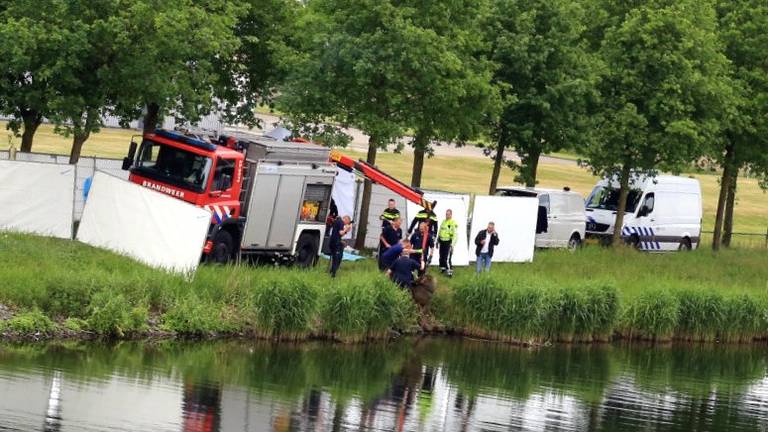 Bart Hillen werd aangetroffen in de Zuid-Willemsvaart. (foto: SQ Vision)