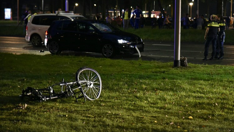 Celstraf en rijverbod geëist tegen man die Iris van der Landen in Tilburg doodreed