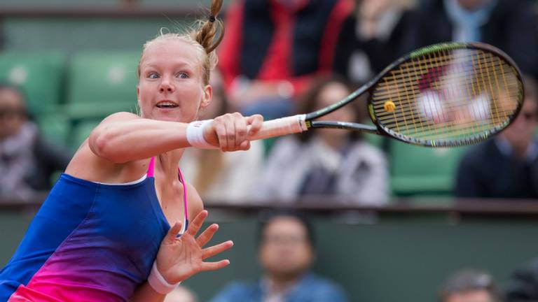 Kiki Bertens in actie tijdens Roland Garros