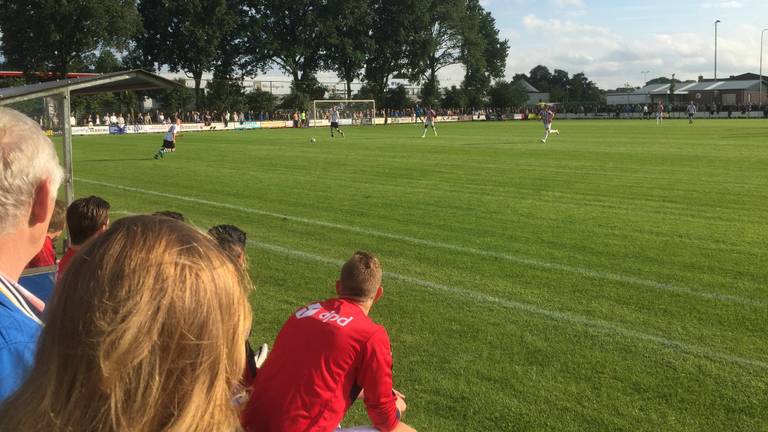 Oefenduel Diessen (foto: @WillemII / Tilburg)