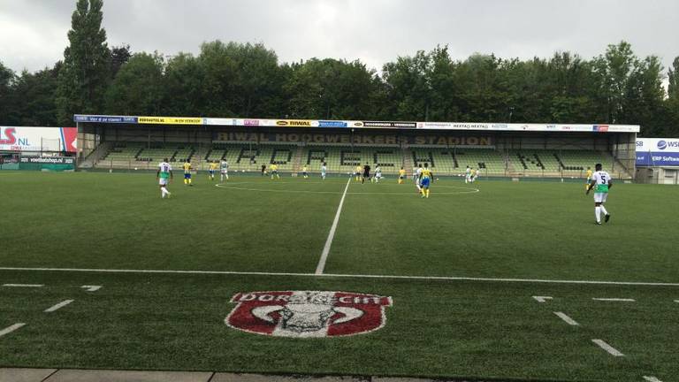 FC Dordrecht - RKC achter gesloten deuren (foto: rkcwaalwijk.nl)