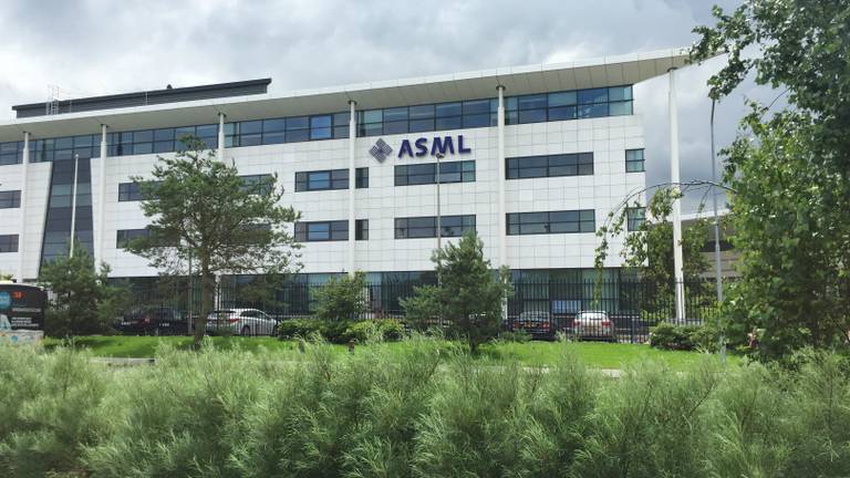 Mooie rapportcijfers voor ASML (foto: Hans Janssen).