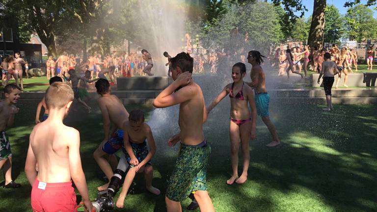 Waterpret bij D'r Landmanschool in Helvoirt