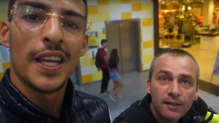 Boef in een van zijn vlogs