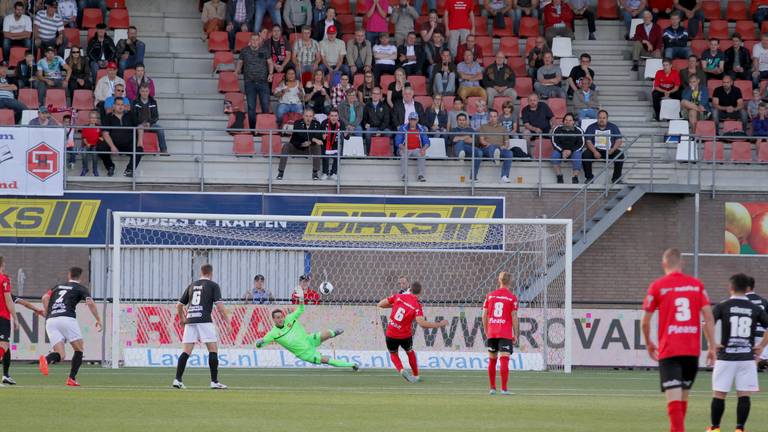 Helmond sport sleept er een punt uit tegen MVV (foto: Orange Pictures)