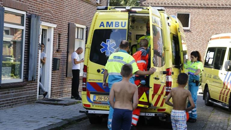 Man raakt zwaargewond na val van ladder in Cuijk. Foto: SK-Media.