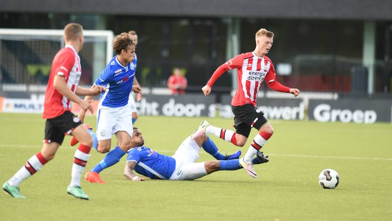 Albert Gudmundsson in actie (foto: Henk van Esch)