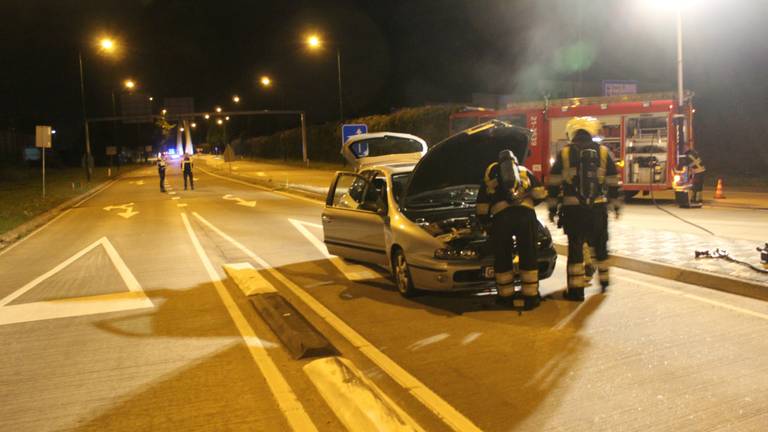 De achtergelaten auto (foto: AS Media)
