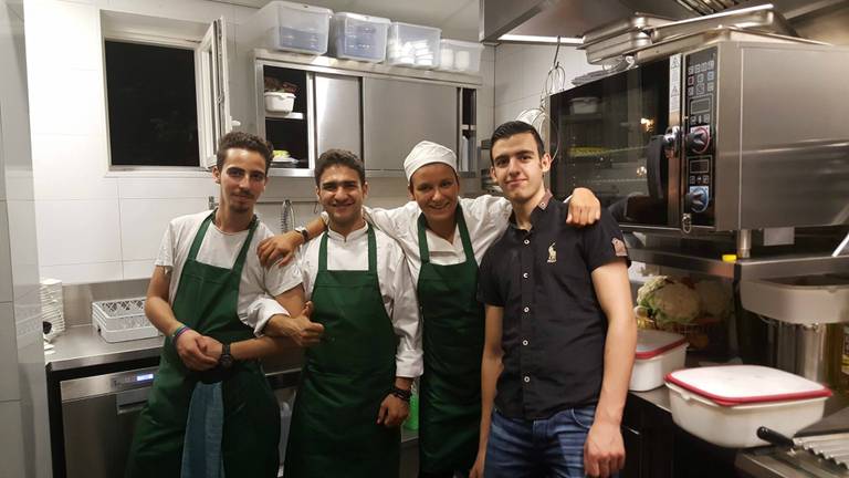 Kebab met spruitjes: Iraakse combineert Hollandse en Arabische keuken in Den Bosch