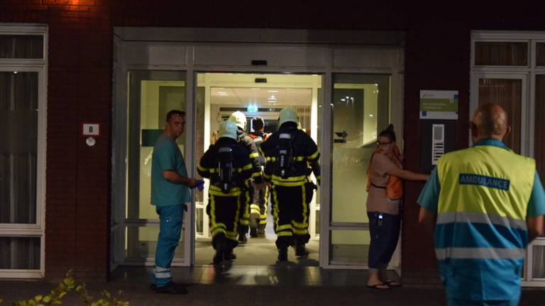 Evacuatie bewoners verzorgingshuis Etten-Leur vanwege brand 