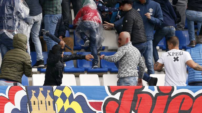 Vijf relschoppers Willem II - Feyenoord krijgen een ...