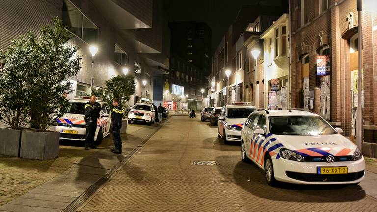 Extra politie in het centrum van Tilburg. Foto: Toby de Kort / De Kort Media