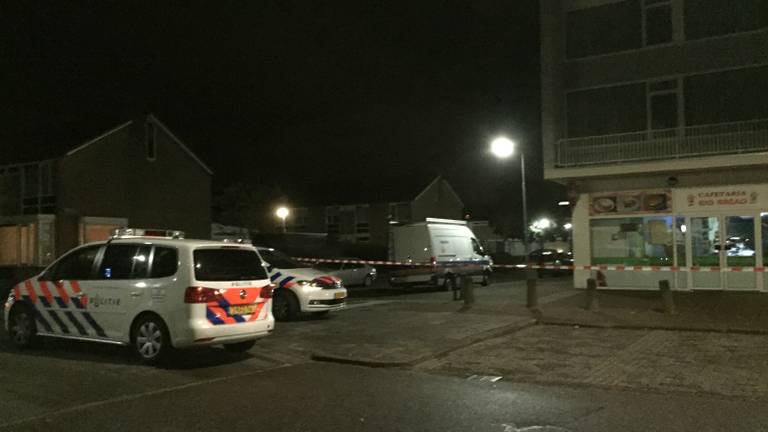 Bij de overval op Big Bread in Den Bosch is geld meegenomen. Foto: Bart Meesters