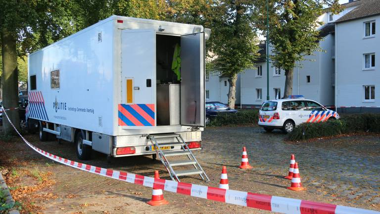 Man door misdrijf om het leven. (foto: Saskia Kusters/SK-Media)