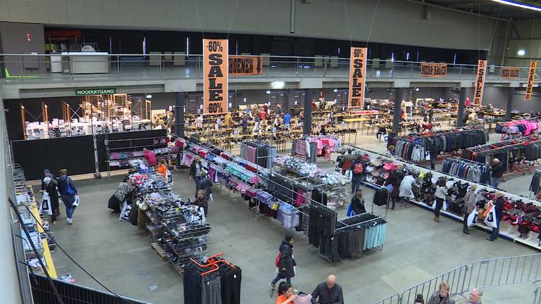 V&d kleding sales