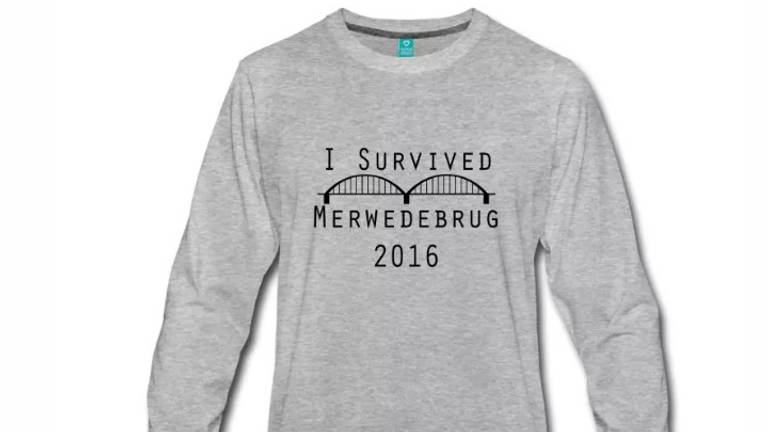 Student Niek van Oost bedacht T-shirt voor Merwedebrug