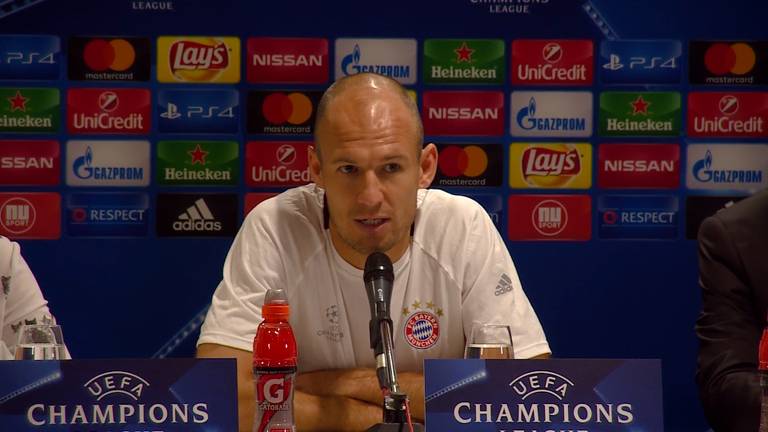 Arjen Robben wil voorlopig bij Bayern blijven spelen