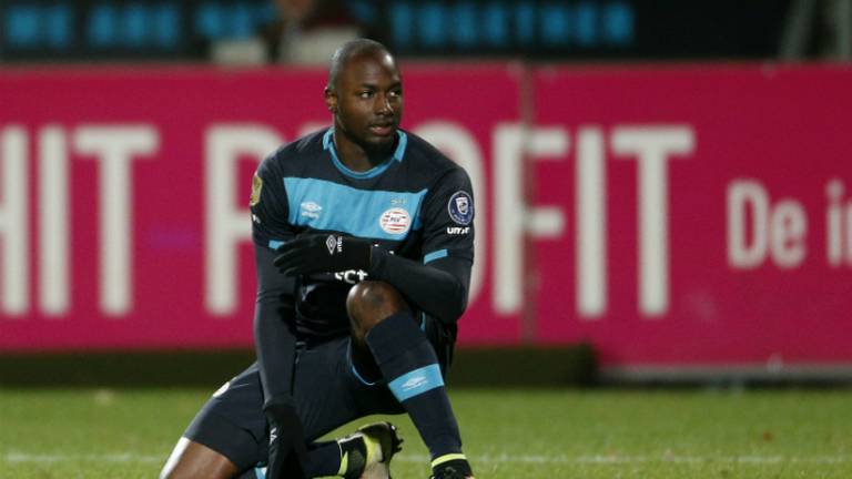 Jetro Willems praat met PSV over contractverlenging (foto: VI Images)