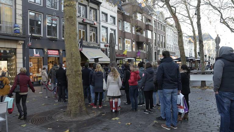 Fotoboek over DJ Hardwell uit Breda