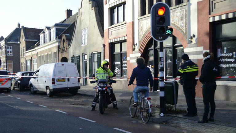 Man gewond bij steekpartij in Tilburg. Foto: Sem van der Wal Fotografie