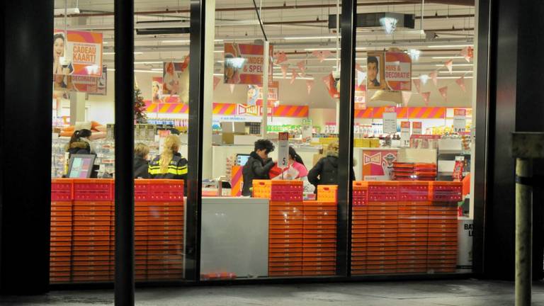 Gewapende Overval Bij De Big Bazar In Bergen Op Zoom Omroep Brabant