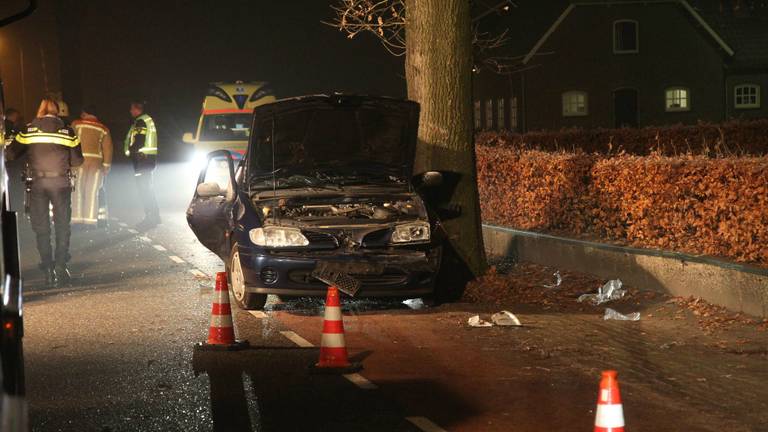 twee zwaargewonden bij ongeluk griendtsveenseweg deurne omroep brabant