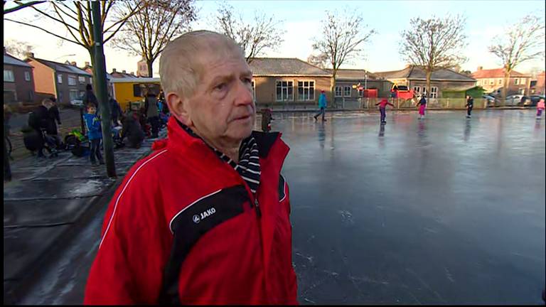 IJsmeester Jules Broens: 'Zondag kan er worden geschaatst'