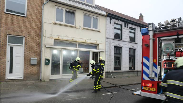 Hoe de brand kon ontstaan, is nog onbekend. (Foto: Obscura Foto)