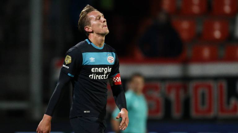 PSV-aanvaller Luuk de Jong baalt