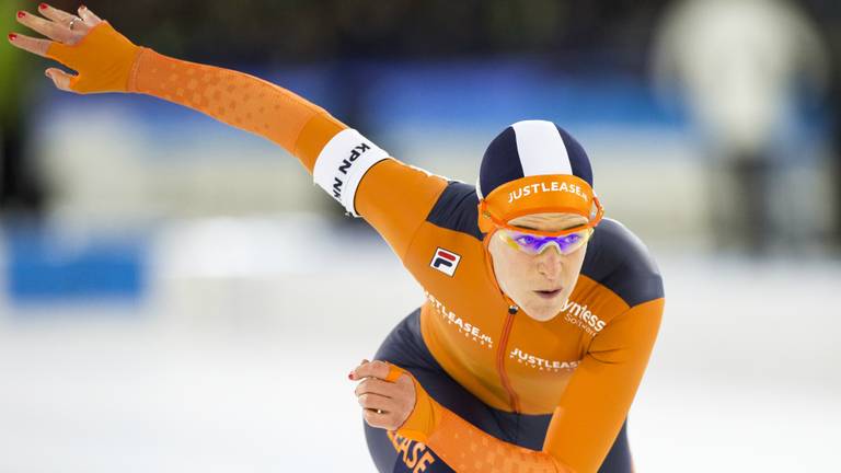 Ireen Wüst in actie. (Foto: ANP)