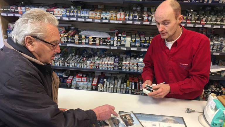 Erik van den Berg woonde vroeger tegenover Miet van Bommel. (Foto: Jacqueline Hermans)