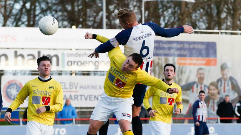 UNA verslaat regerend kampioen Excelsior Maassluis met 3-4 (foto: OrangePictures).