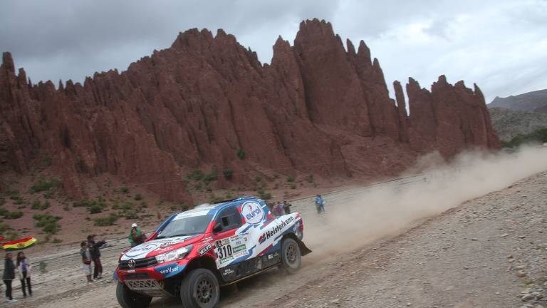 Erik van Loon in actie tijdens de Dakar Rally (foto: Willy Weyens)