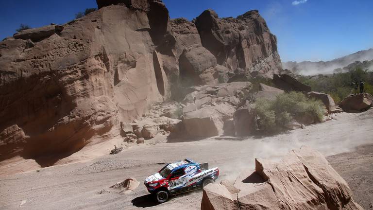 Erik van Loon in actie tijdens etappe 10 van de Dakar Rally (foto: Willy Weyens)