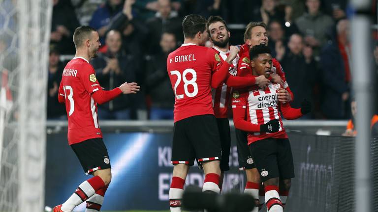 Steven Bergwijn was op dreef tegen FC Utrecht (foto: VI Images).