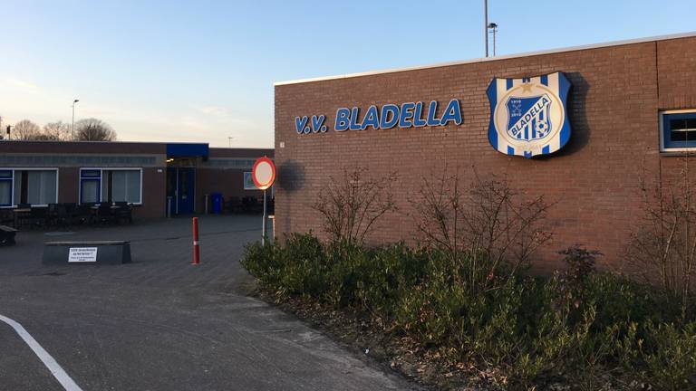 Voetbalclub Bladella. (Foto: Maarten van den Hoven)