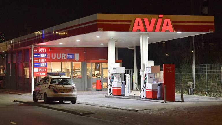 Gewapende overval op AVIA Tilburg. (foto: Jack Brekelmans/Persburo BMS)