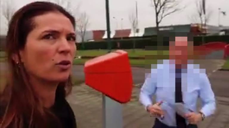 De vlogster werd achternagezeten door een medewerker van Mandemakers