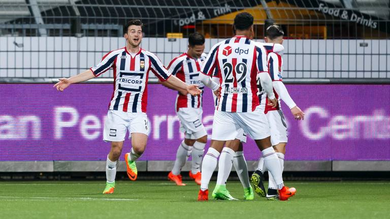 Vreugde bij Willem II na de 0-2 (foto: VI Images).