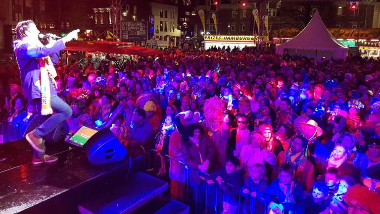 Drukte bij Kruikenstad in Koor. (Foto: Noël van Hooft)