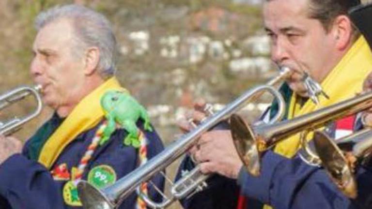 Twan met zijn trompet (Foto: Facebook).