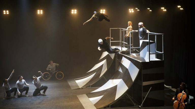 Halsbrekende toeren tijdens Elements of Freestyle (foto: Studio Breed).