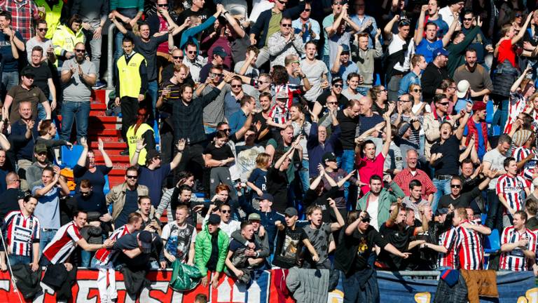 Fans van Willem II (foto: VI Images)