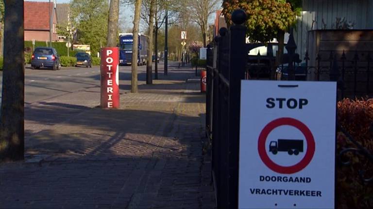 Overlast vrachtwagens moet stoppen