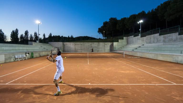 Een tennisbaan in Philips led-licht