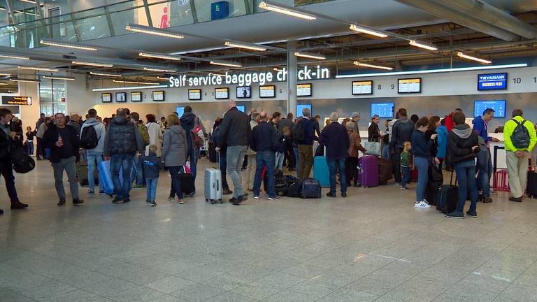 De bagage-inname op Eindhoven Airport