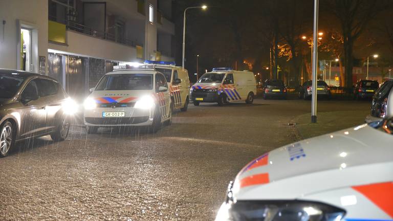 De politie hield twee mannen aan. (Foto: Toby de Kort)
