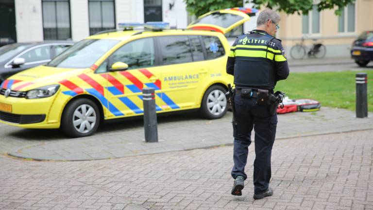 De politie doet onderzoek. (Foto: Christian Traets)