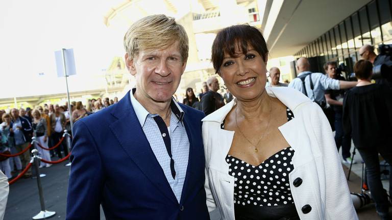 Addy en Sandra samen bij een concert van Barbra Streisand (foto: ANP).